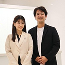 ファンケル クラシックをご案内するスタッフ